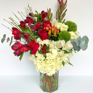 Holiday Grand Classic Arrangement